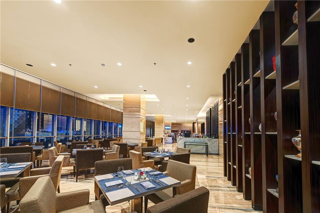 Hotel Prima Makassar Restaurant photo